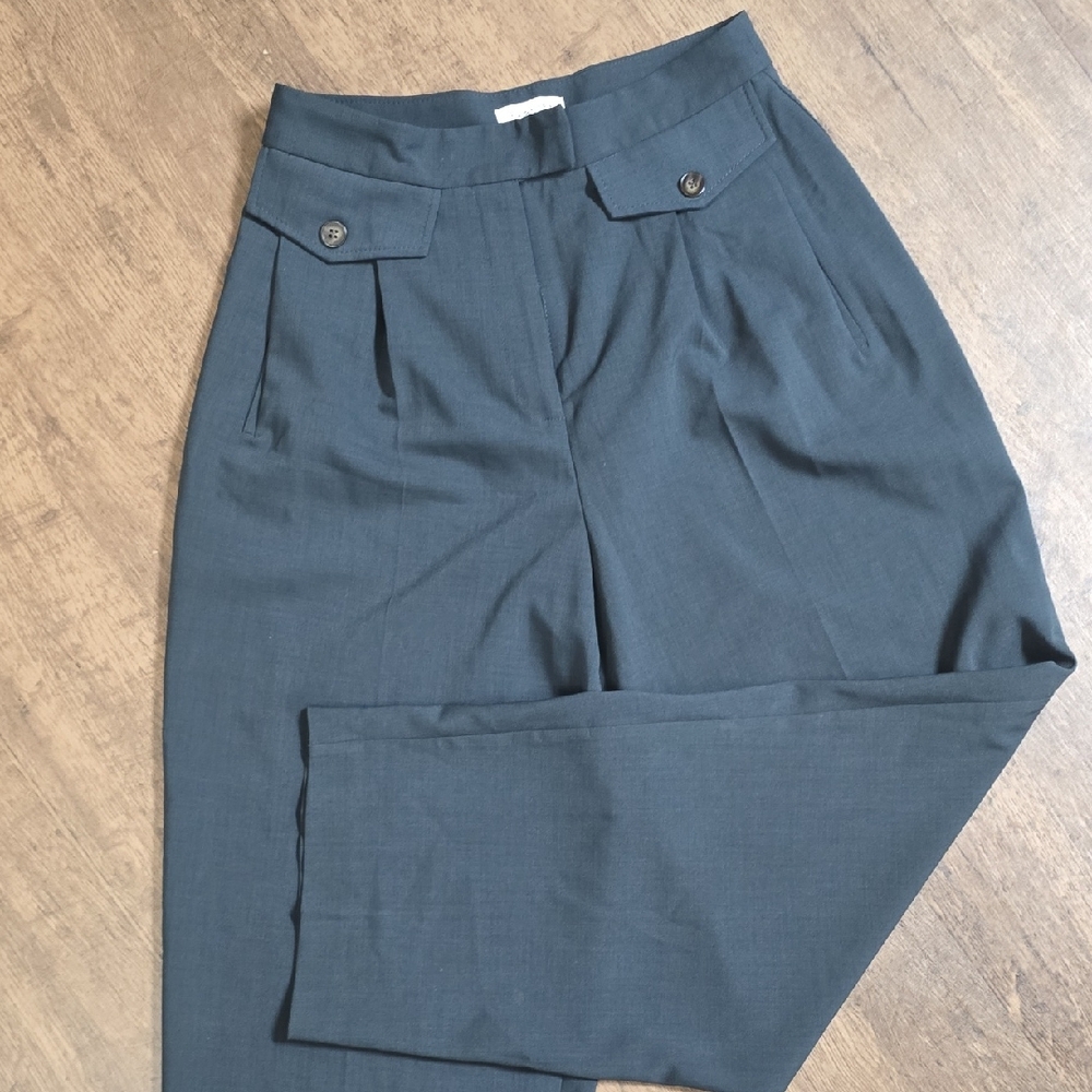 TOPSHOP High waisted Navy Dress Pants Women Sz 6 X 28 Barrel Style Tucks - Picture 1 of 6